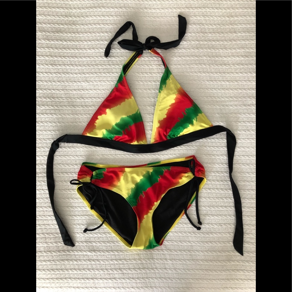 Ingear Bikini Set - Picture 2 of 4